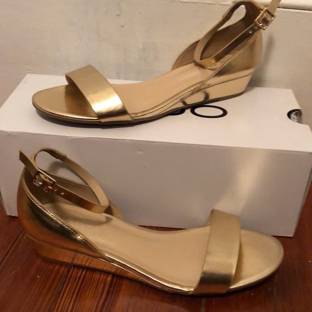 Gold Aldo Sandals with Small Wedge